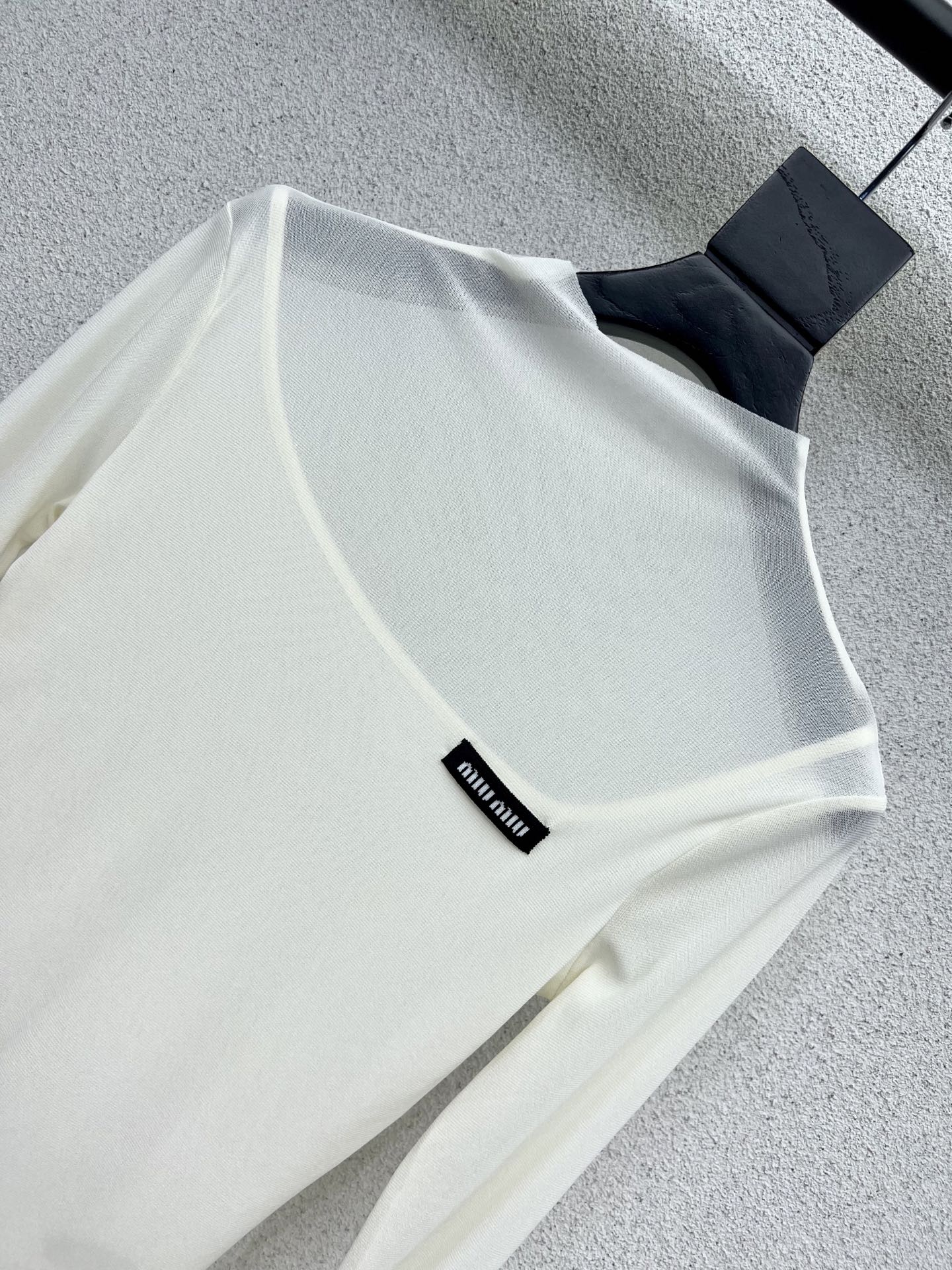 Miu 25fw all-match shirt