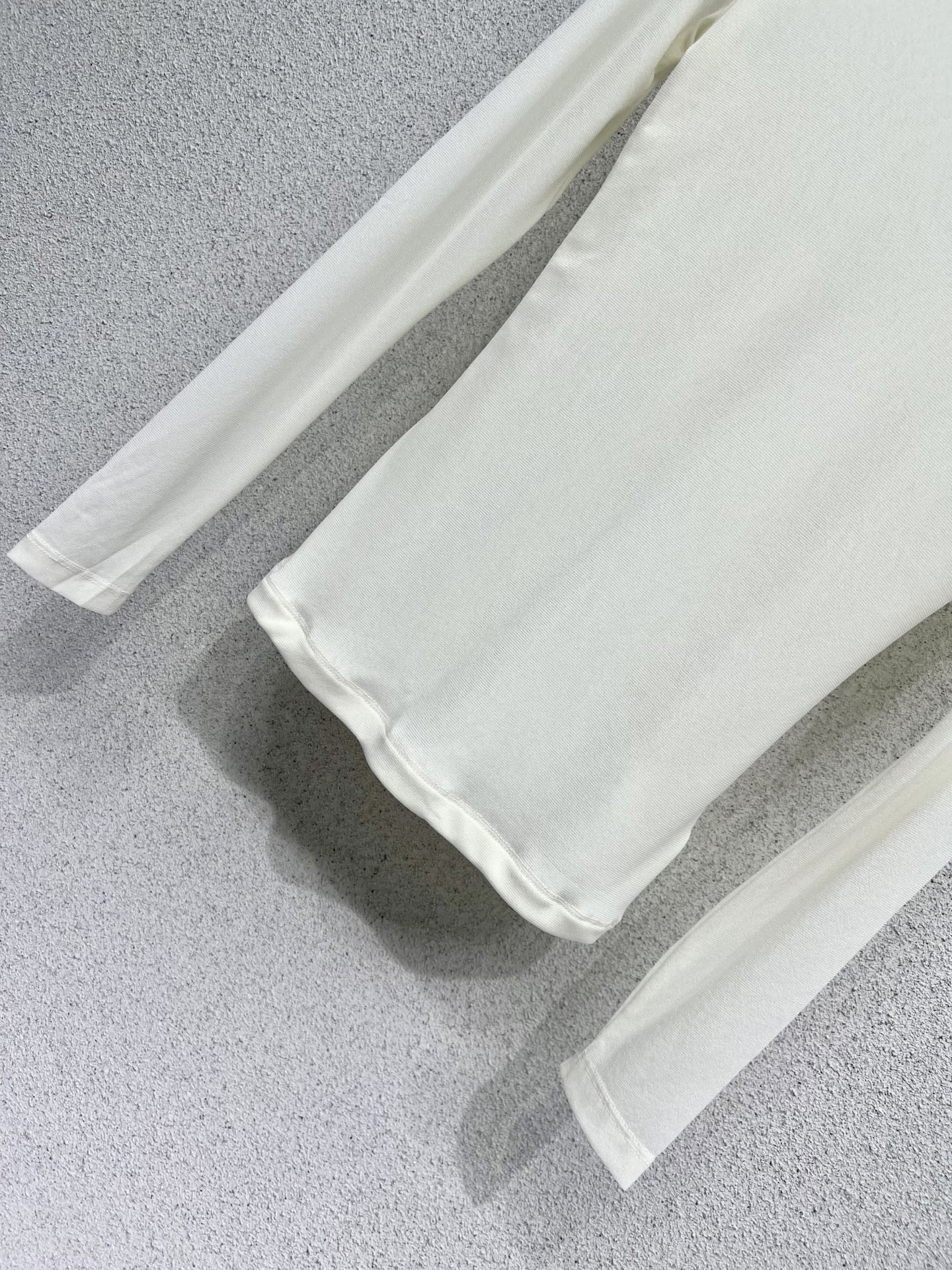 Miu 25fw all-match shirt