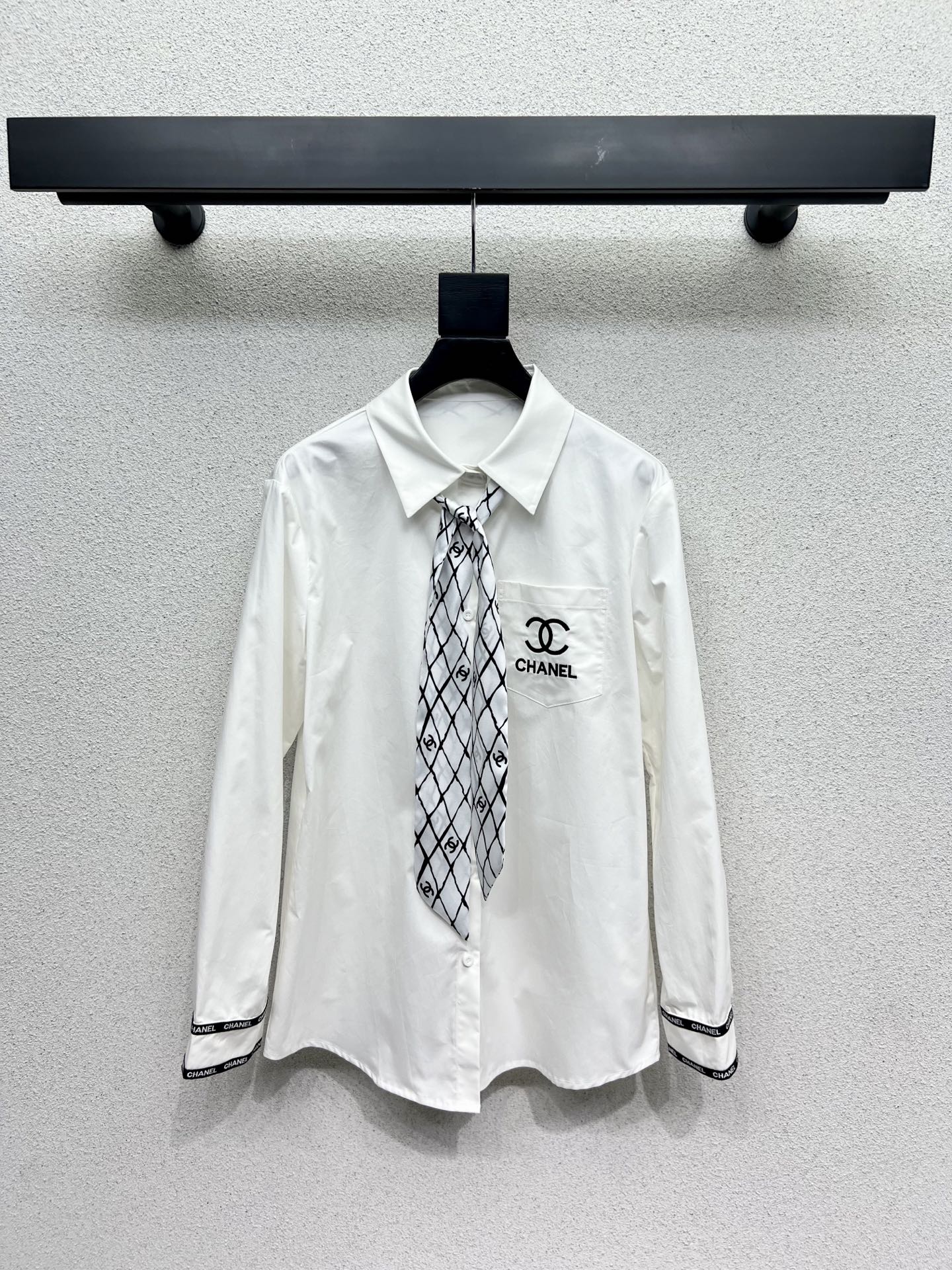 Guc 25fw embroidered shirt