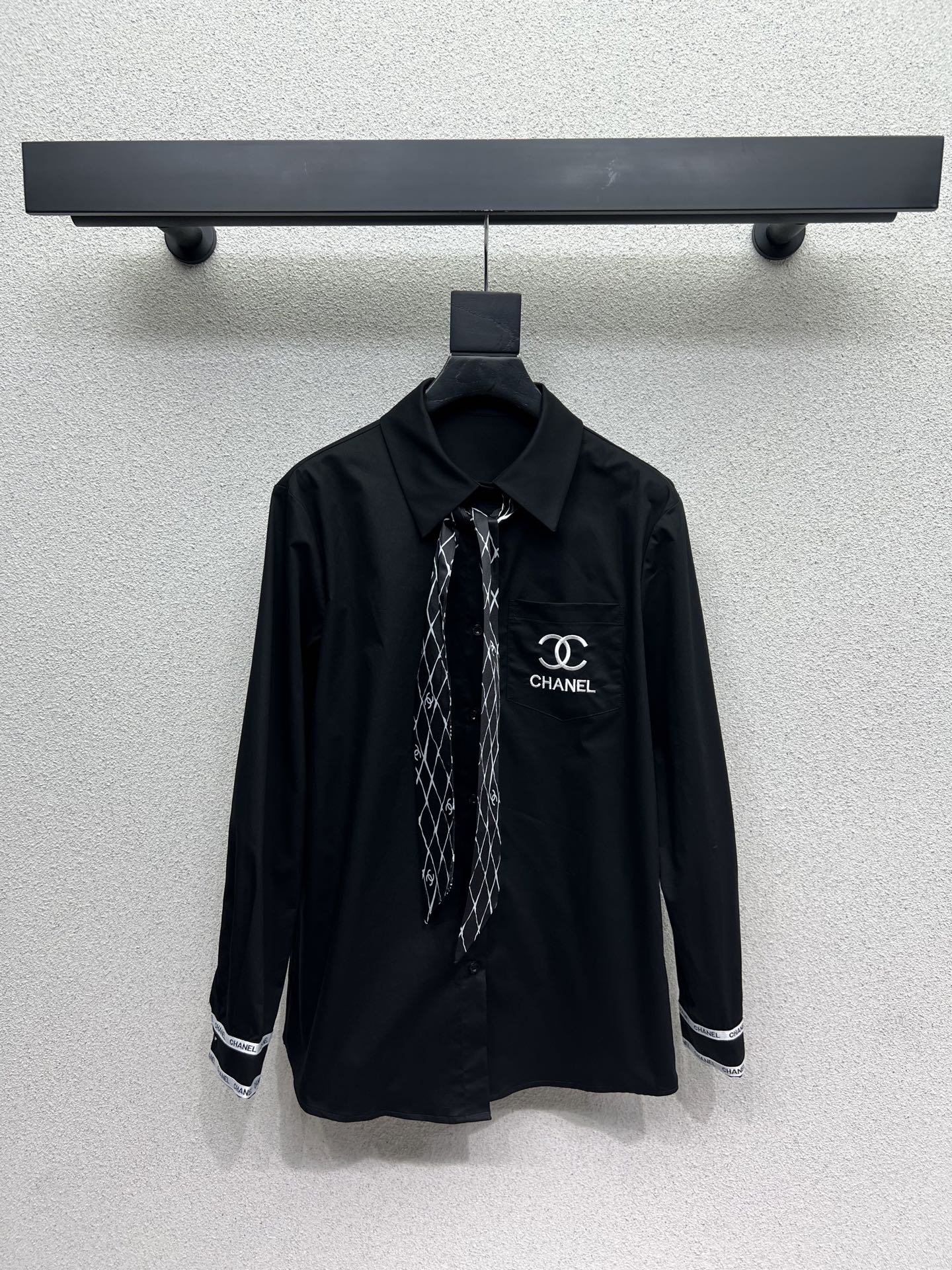 Guc 25fw embroidered shirt
