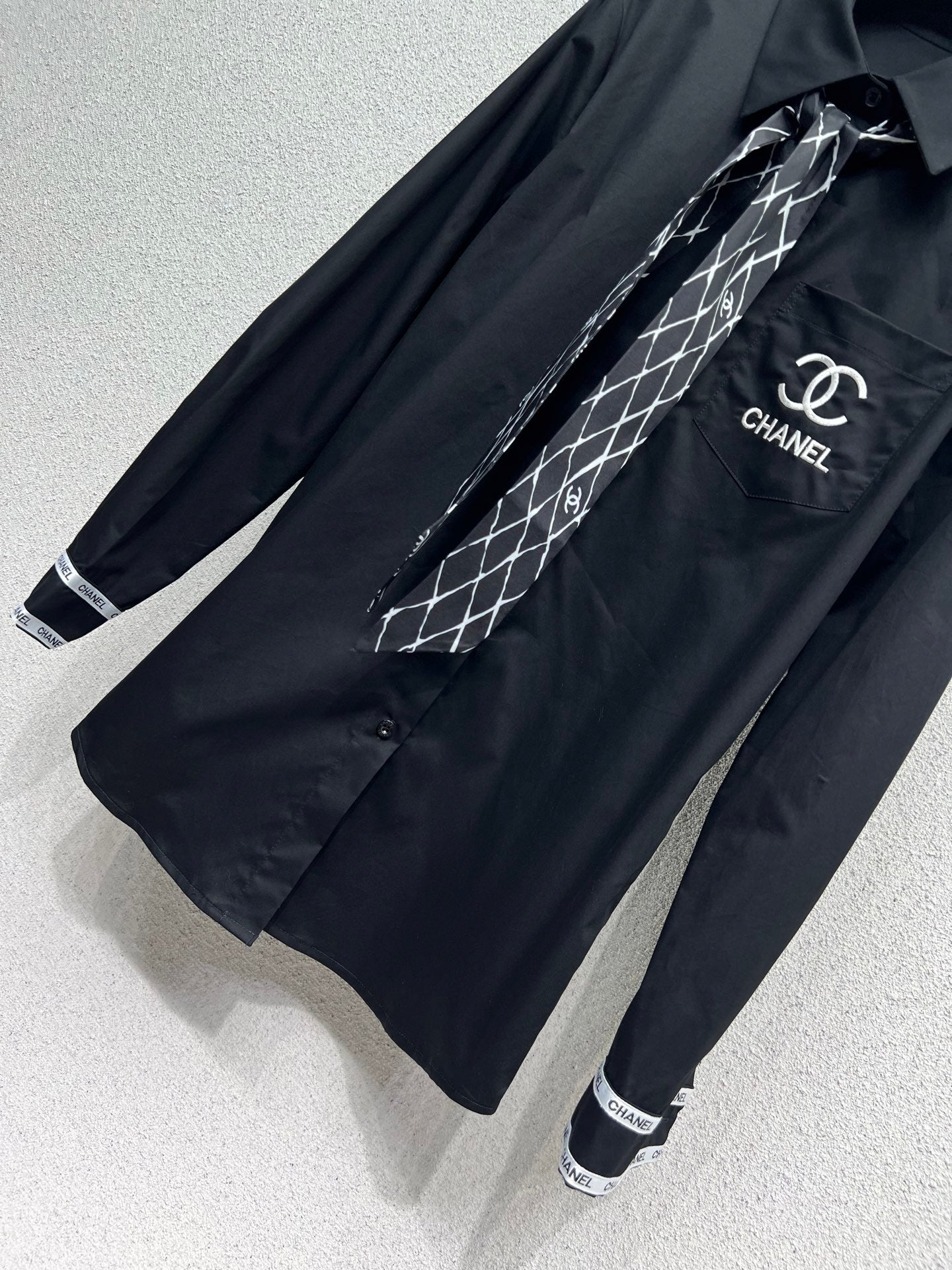 Guc 25fw embroidered shirt