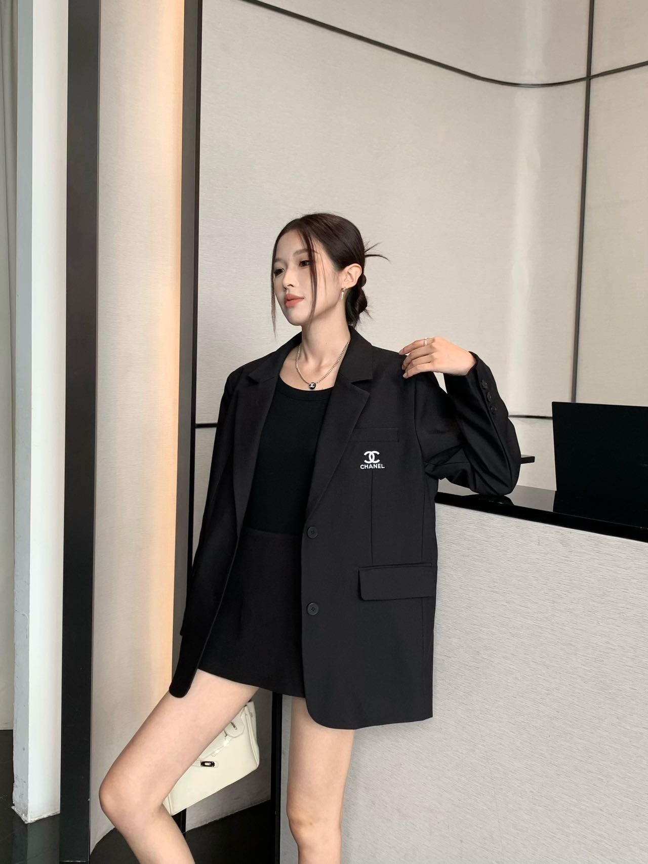 Guc 25fw embroidered jacket