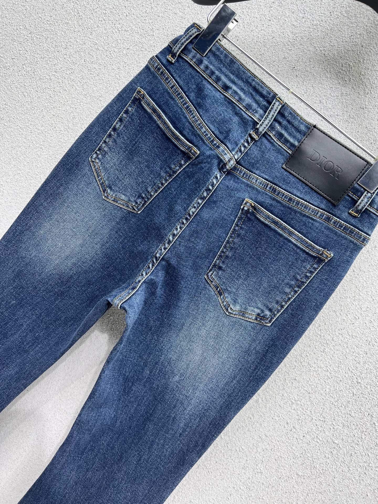 CD 25fw all-match jeans