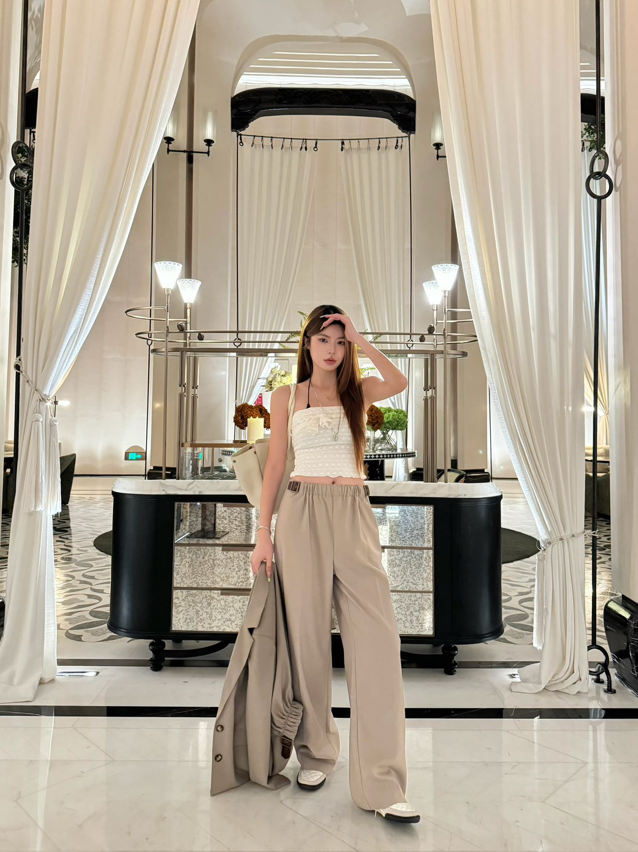 Loe 25fw all-match pants