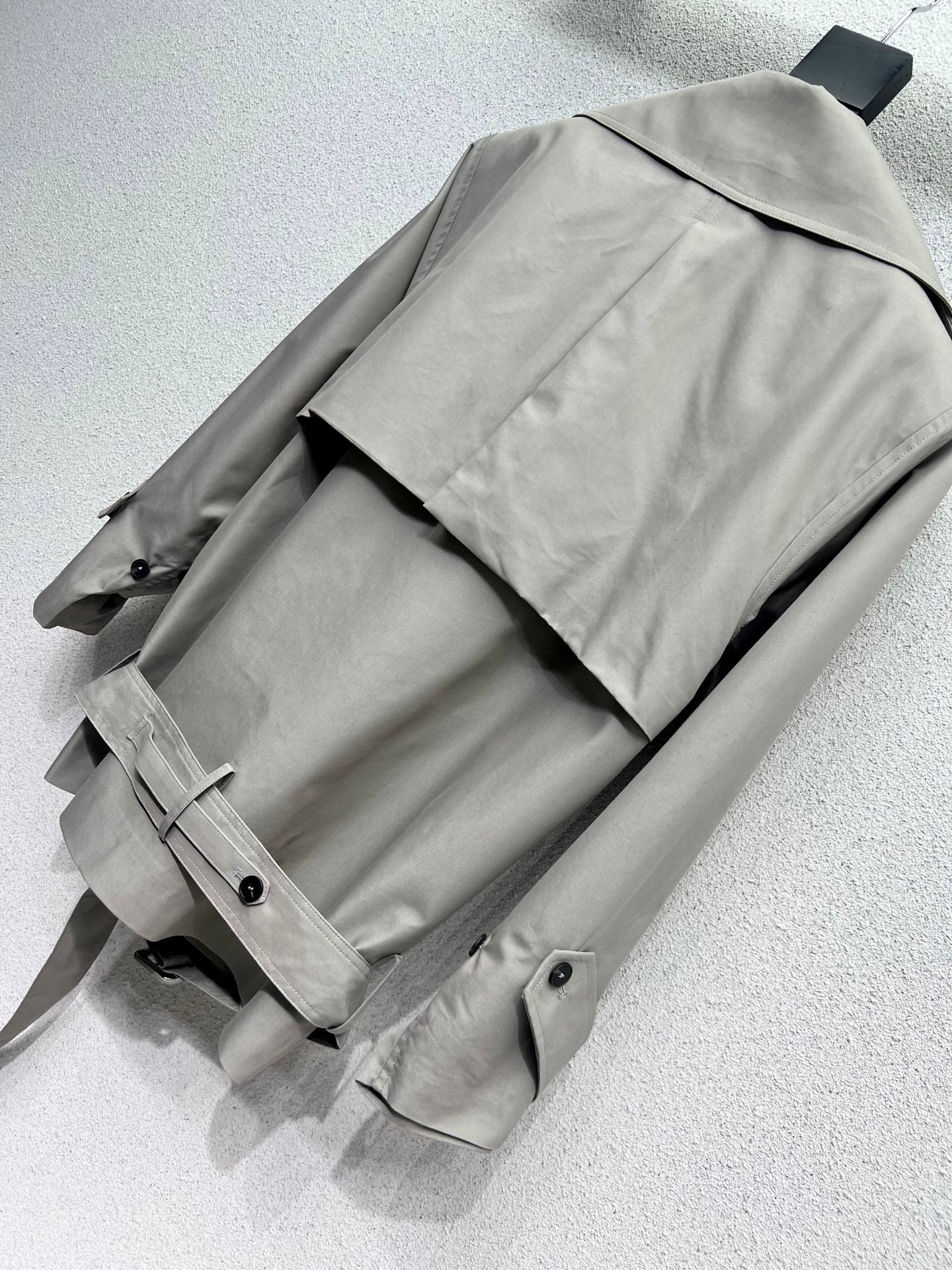 Hels 25fw trench coat