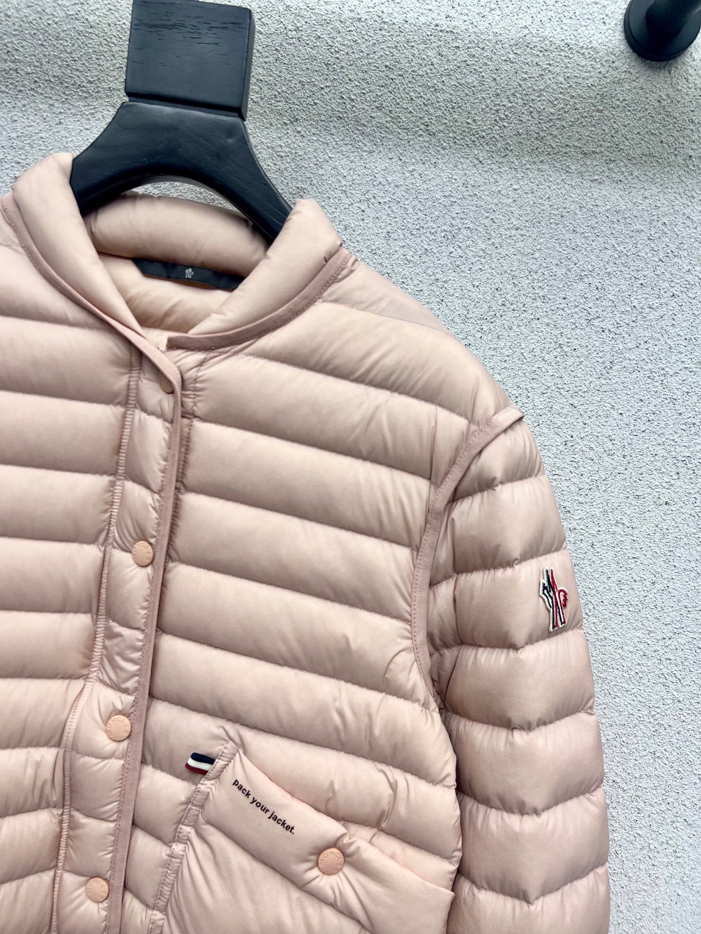 Mon 25fw down jacket