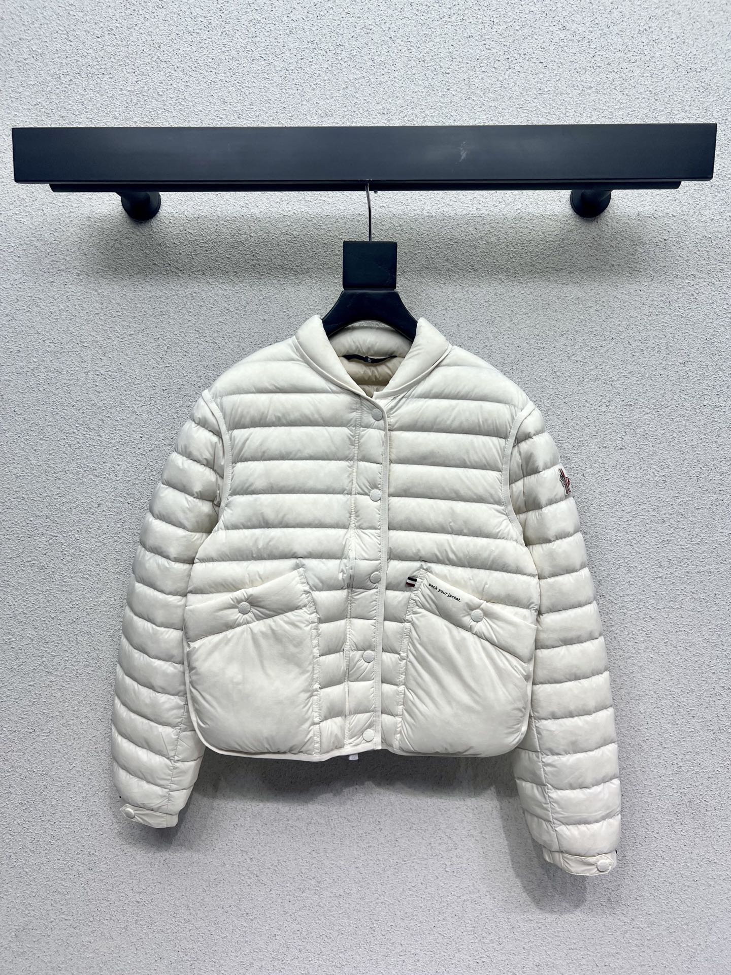 Mon 25fw down jacket