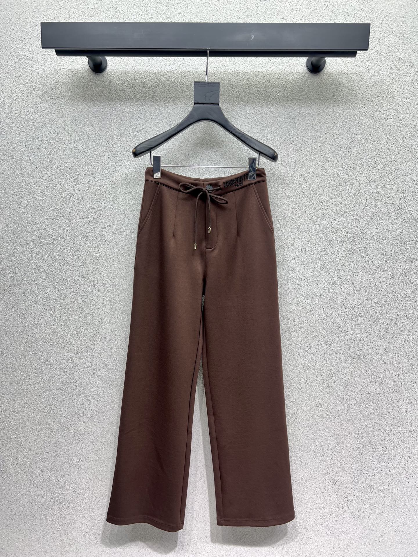 Louis 25fw embroidered pants