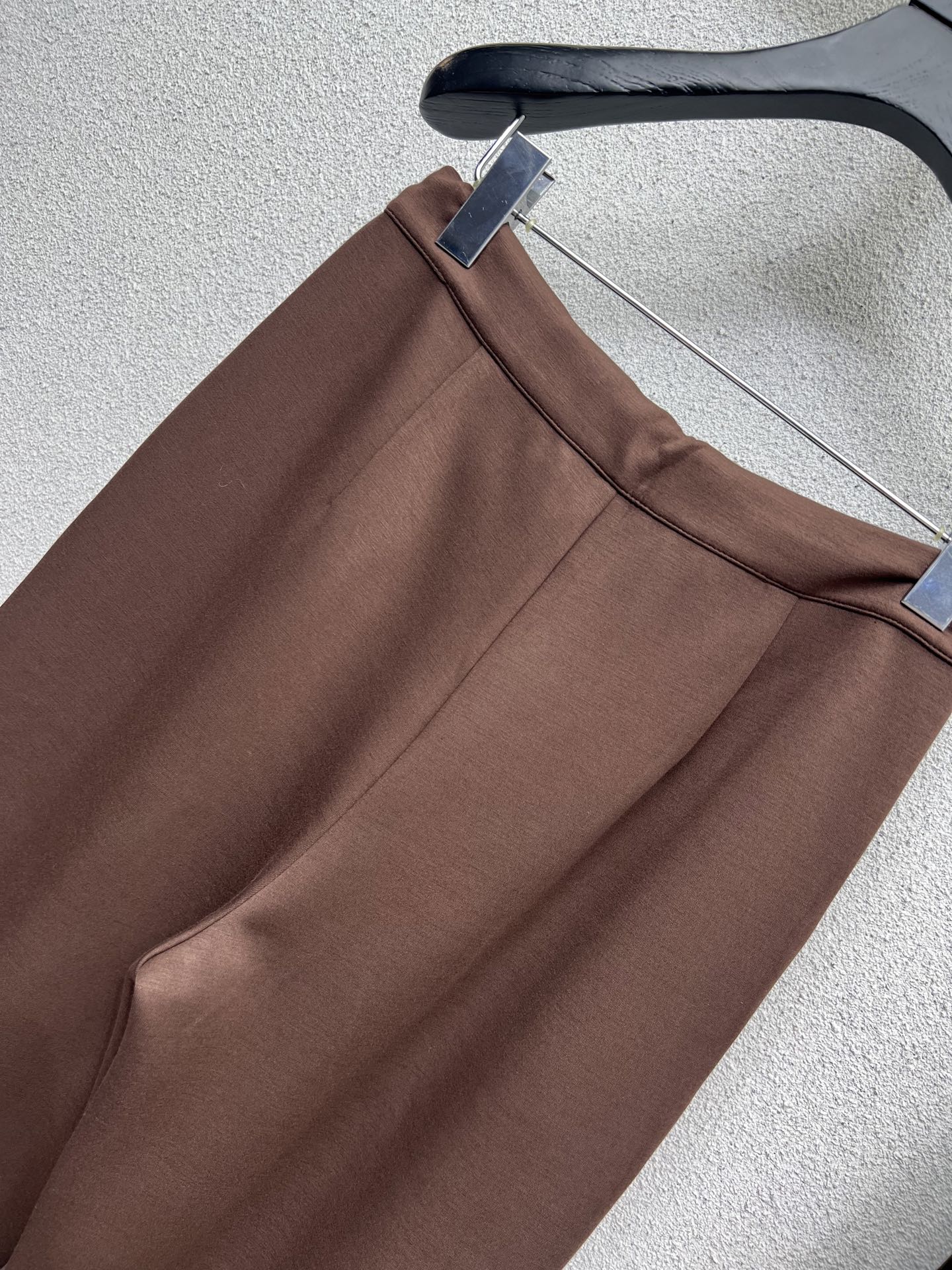 Louis 25fw embroidered pants