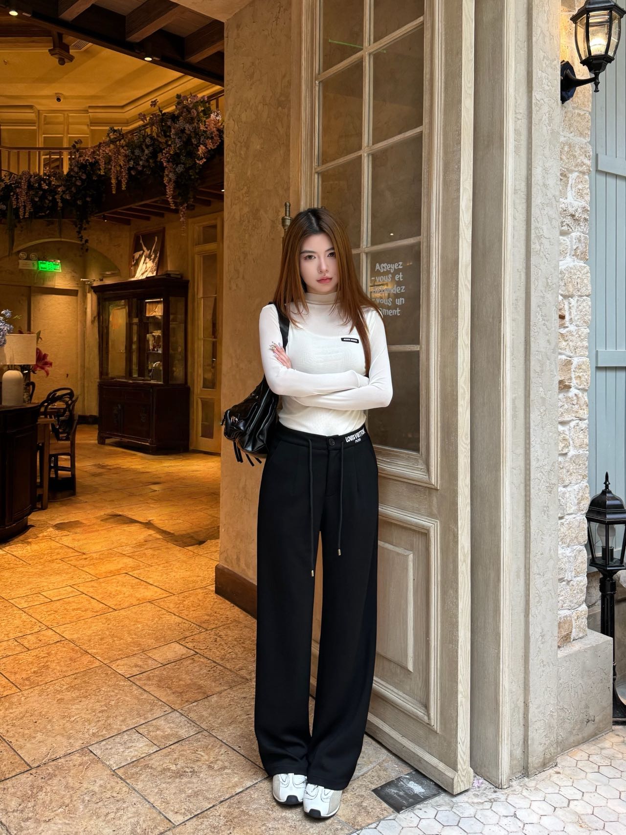 Louis 25fw embroidered pants