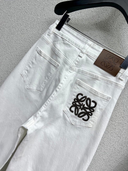 Loe 25fw embroidered jeans