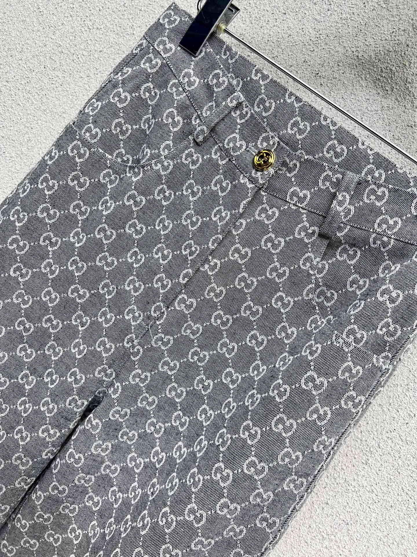 Guc 25fw jacquard pants