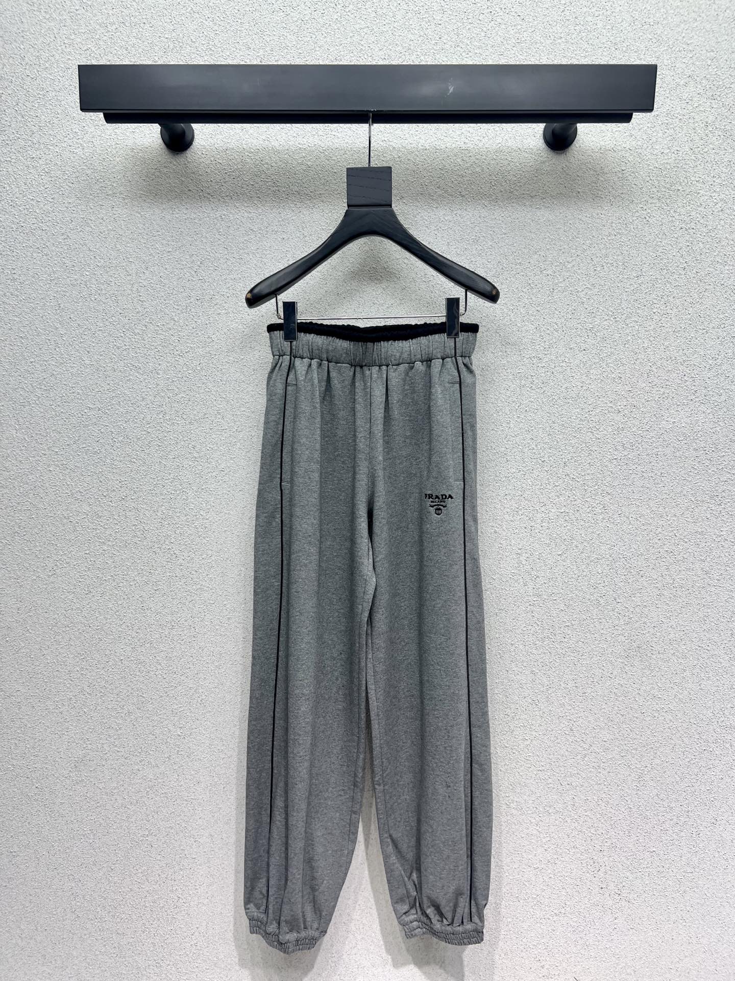 Pra 25fw leisure suit
