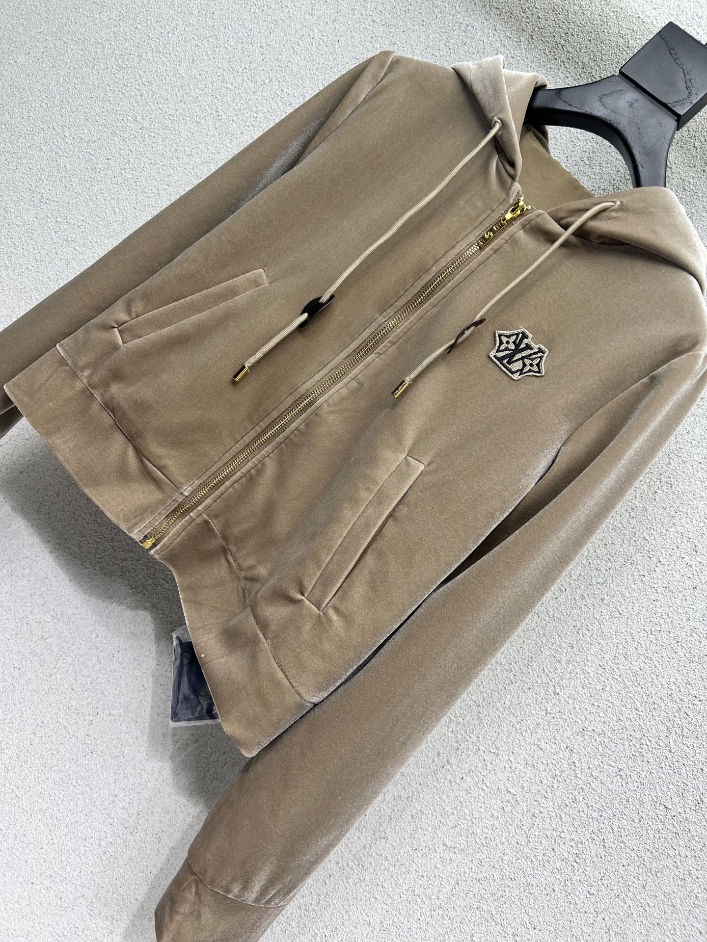 Louis 25fw leisure suit