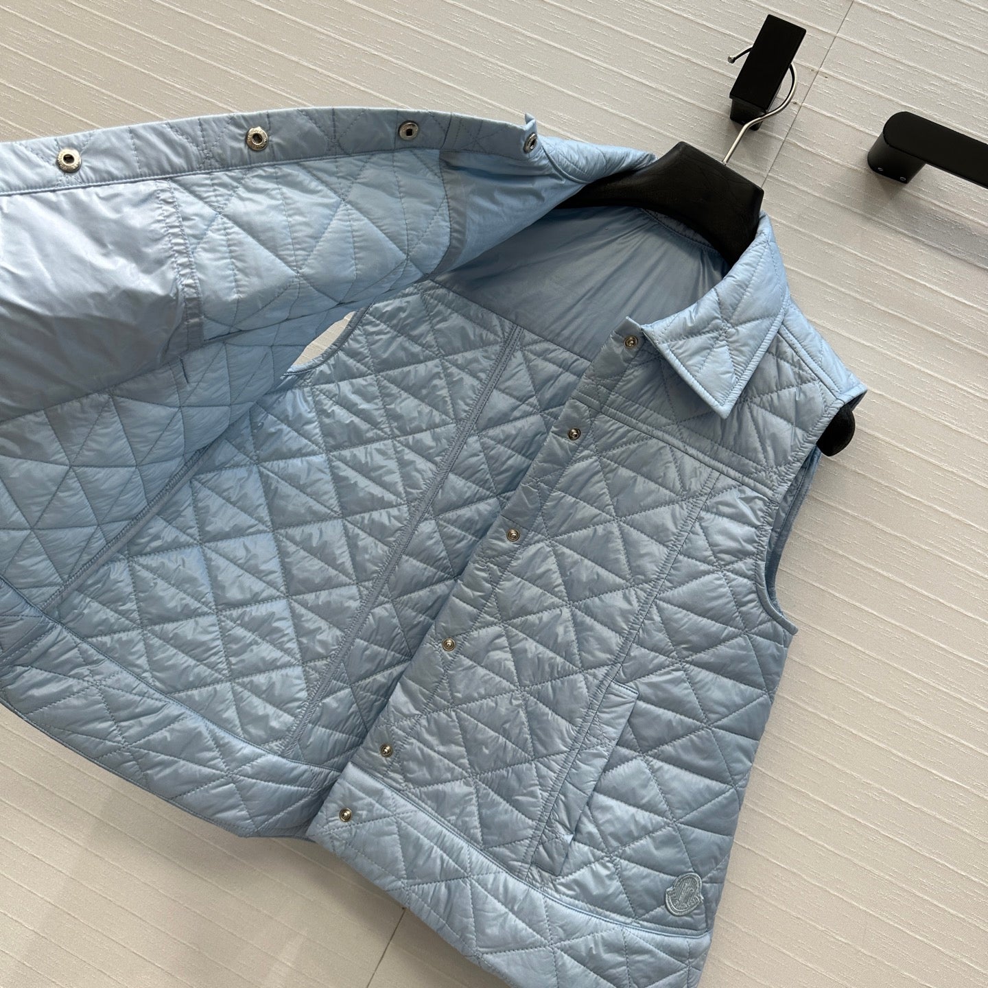Mon 25fw all-match vest
