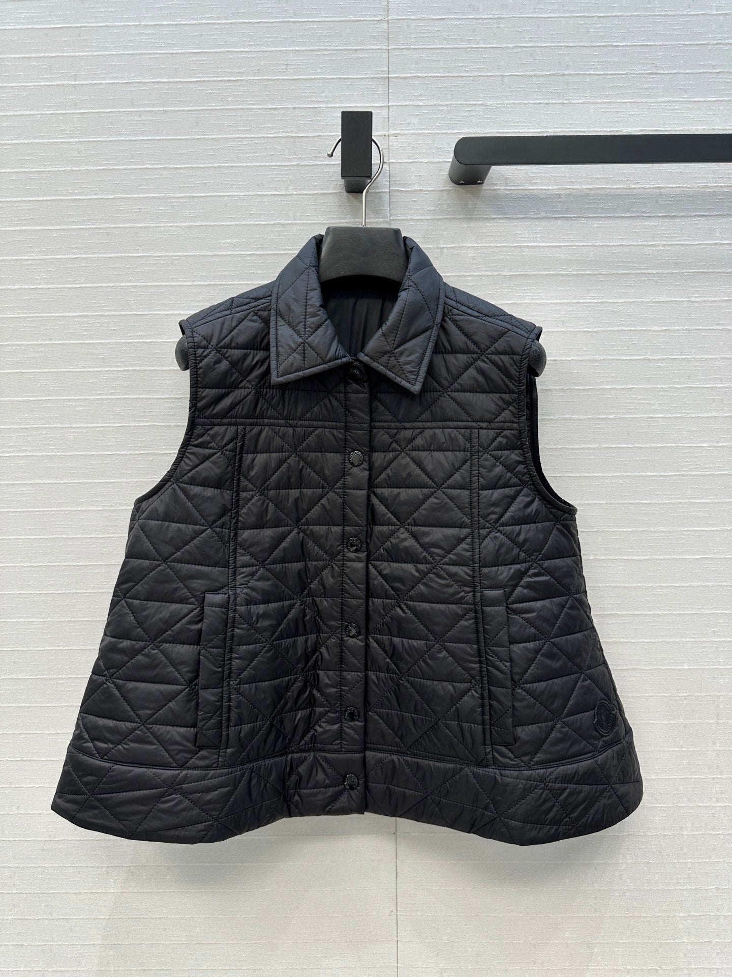 Mon 25fw all-match vest