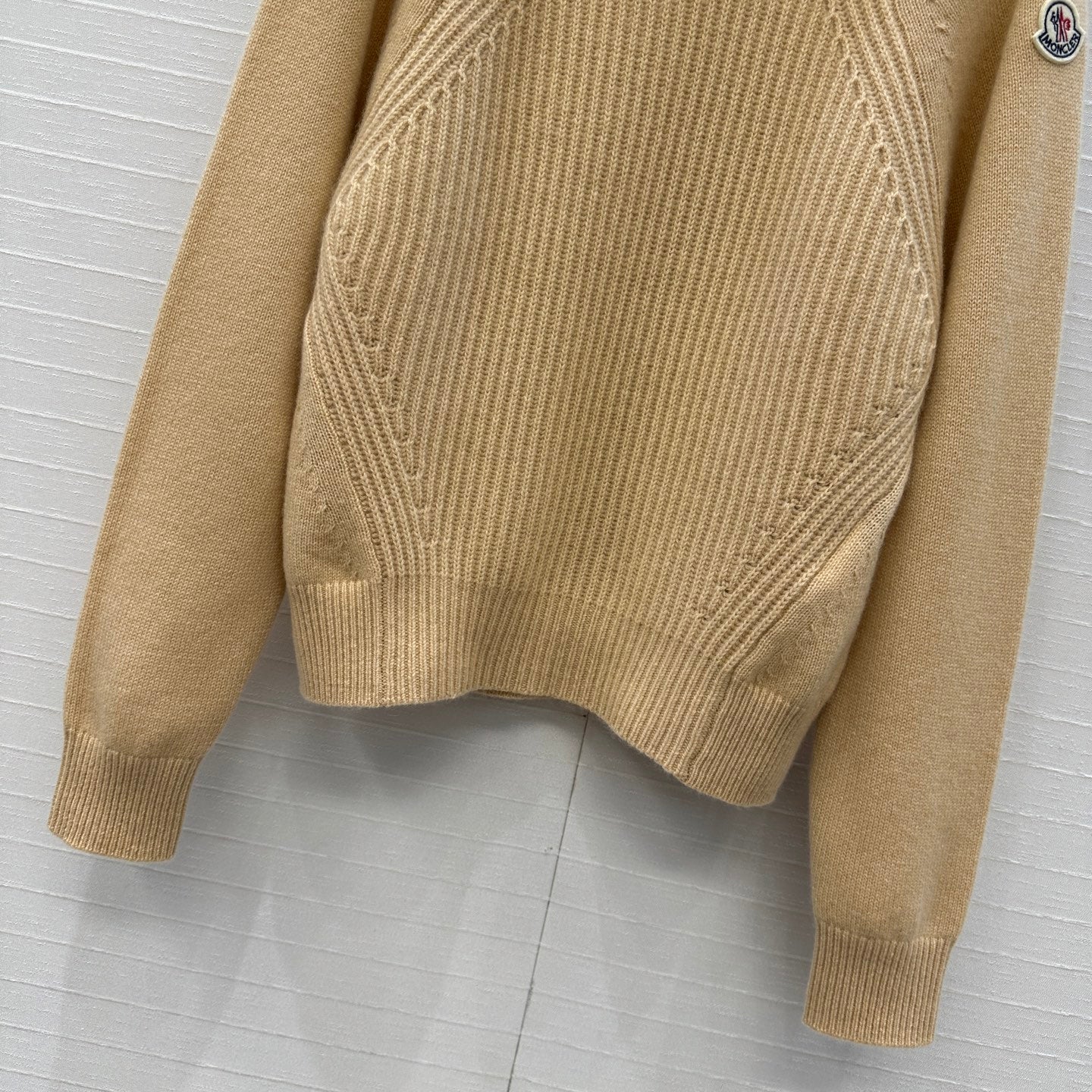 Mon 25fw all-match sweater