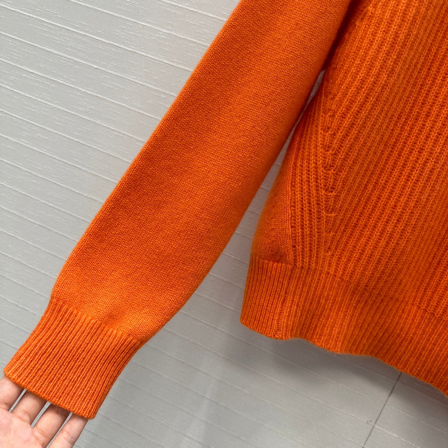 Mon 25fw all-match sweater