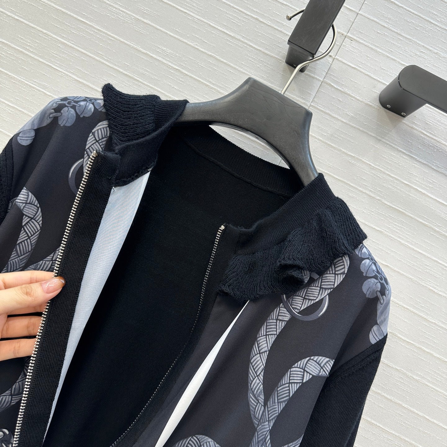 Herm 25fw knitted cardigan