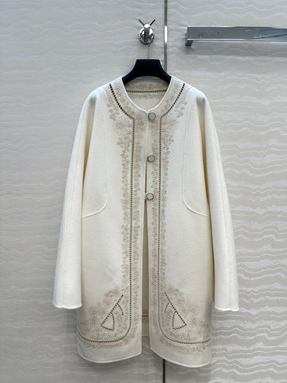 Herm 25f embroidered coat
