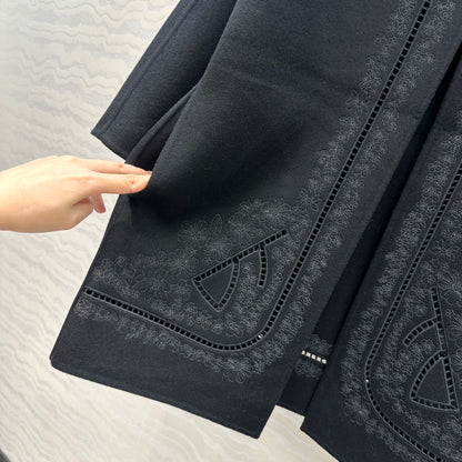 Herm 25f embroidered coat