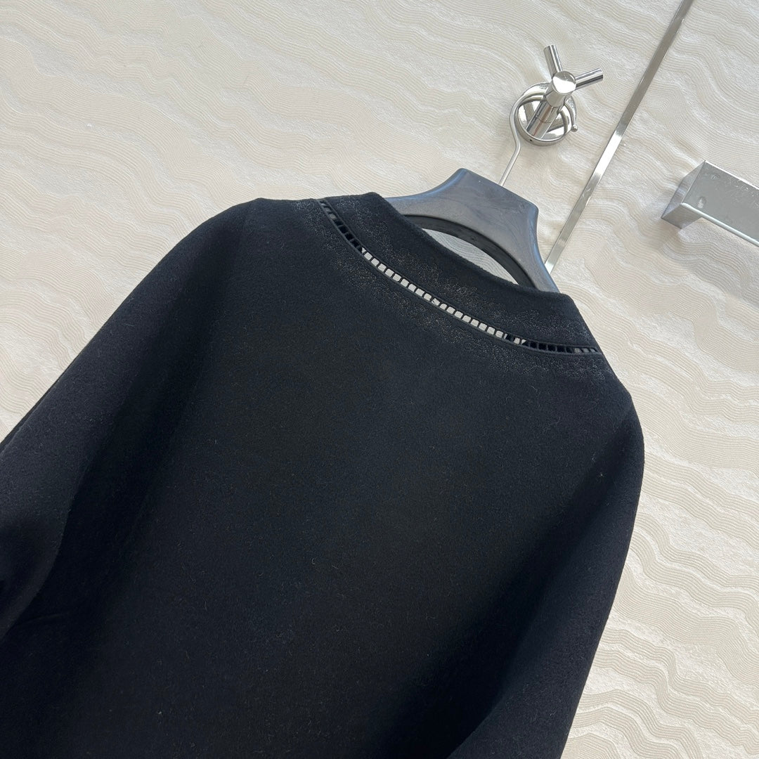 Herm 25f embroidered coat