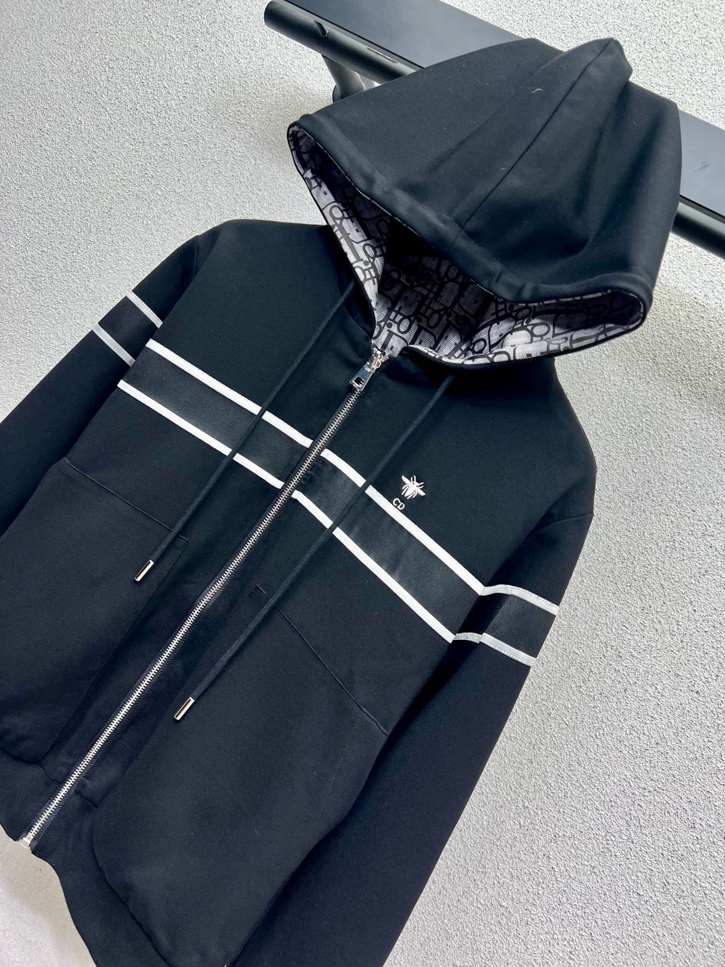 CD 25fw leisure suit