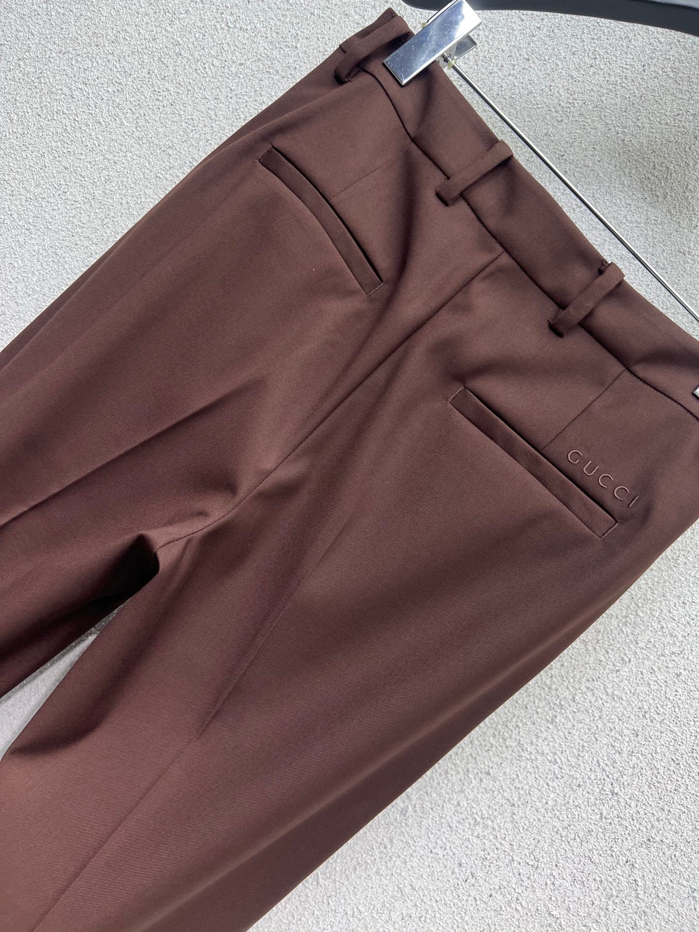 Guc 25fw all-match pants