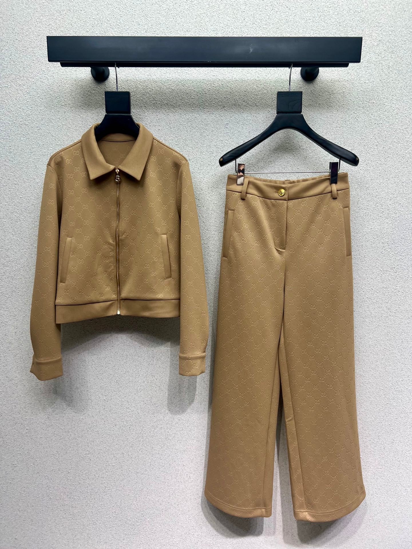 Guc 25fw leisure suit