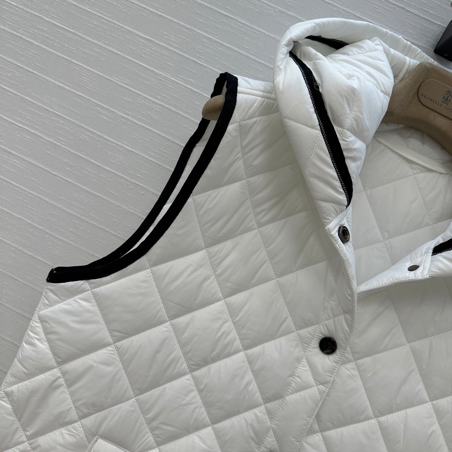 Brune 25fw hoodie vest