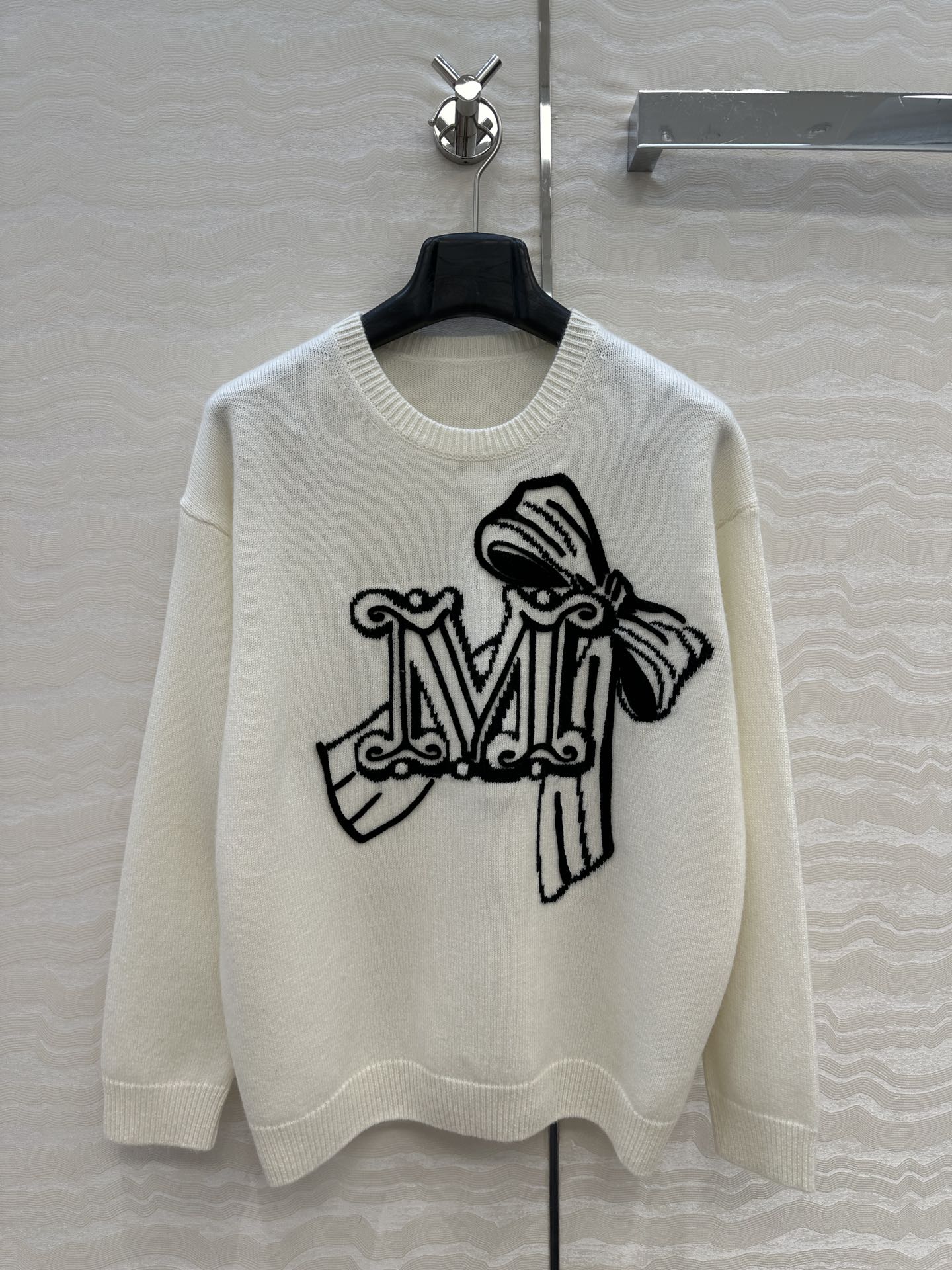 Max 25fw embroidered sewater