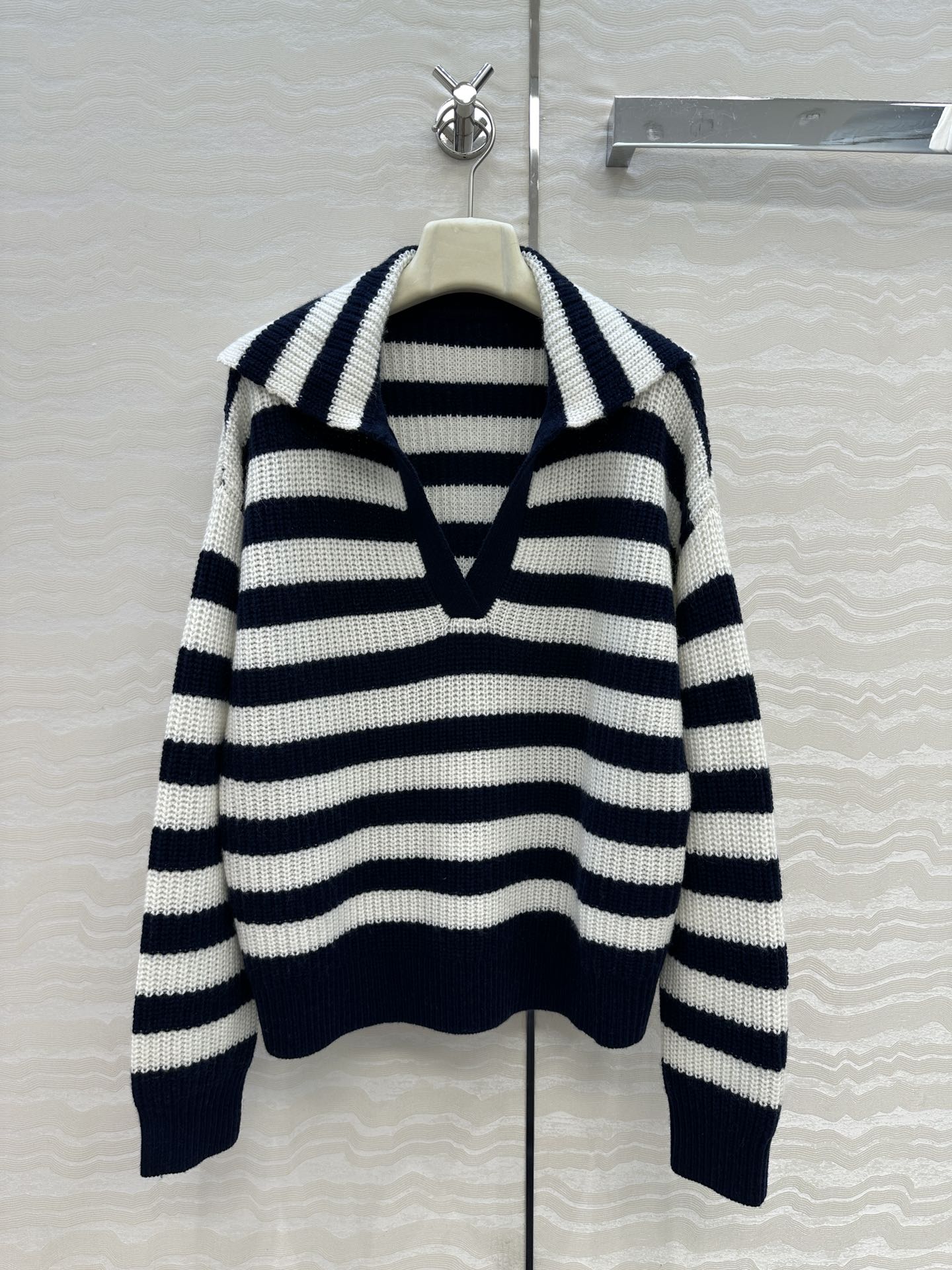 Bottega 25fw stripe sweater