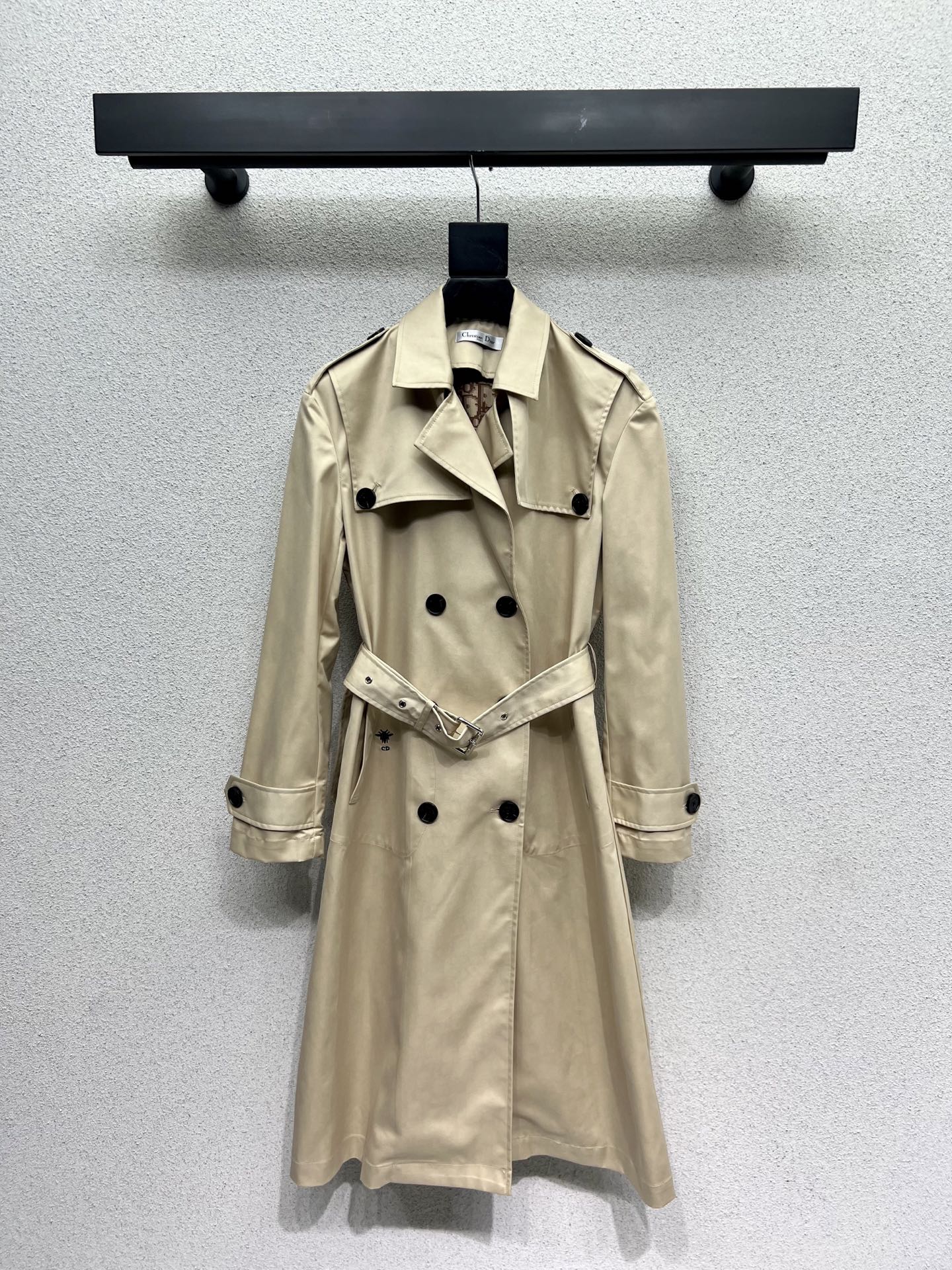 CD 25fw trench coat
