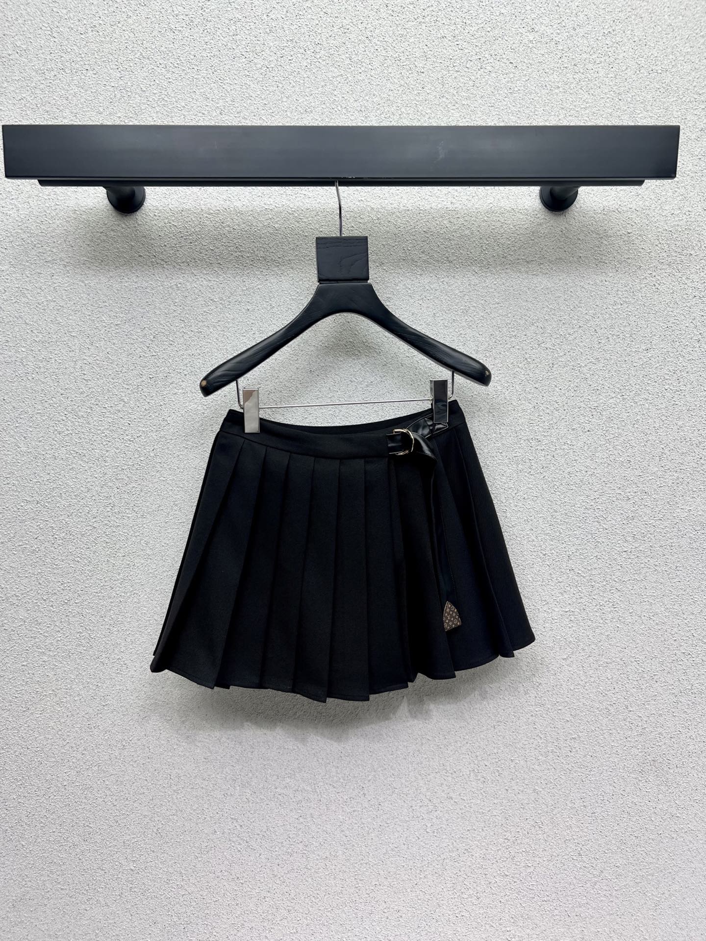 Louis 25fw all-match skirts