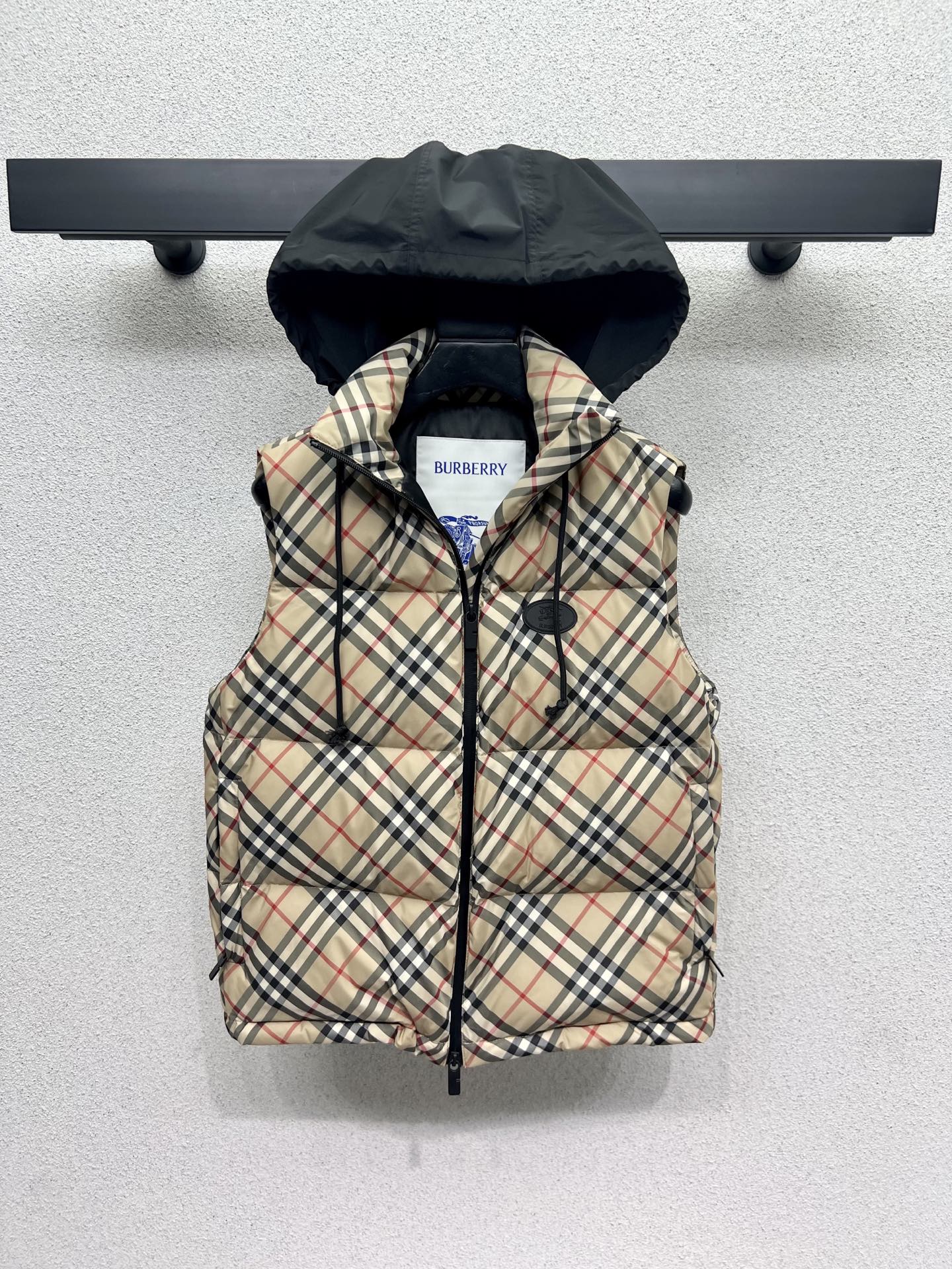 Burber 25fw down vest