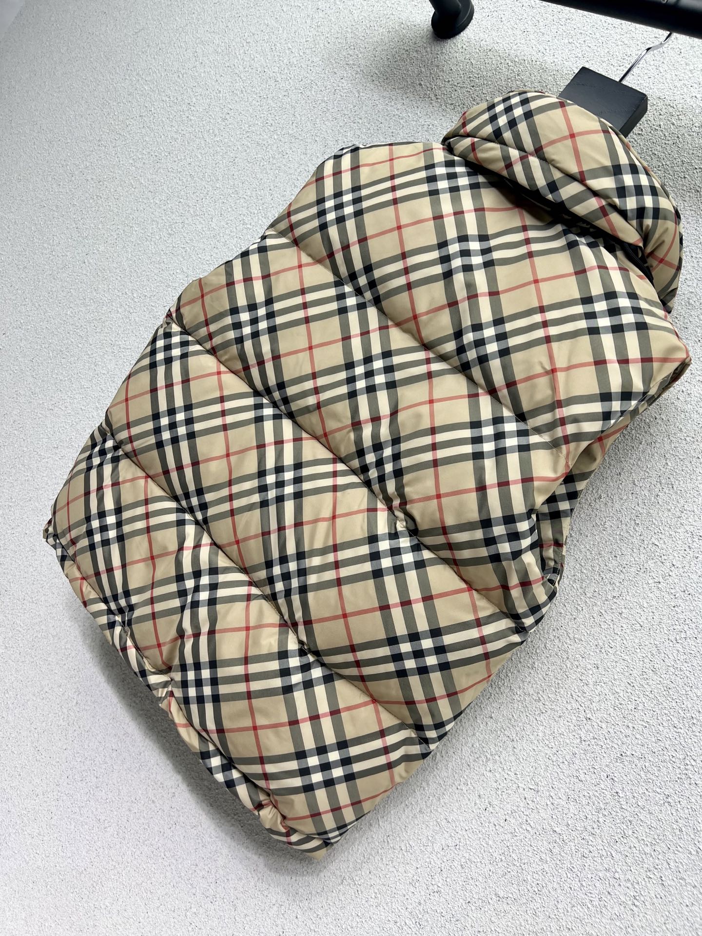 Burber 25fw down vest
