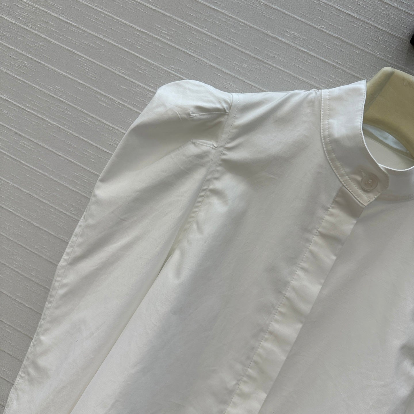 Alai 25fw pleated shirt
