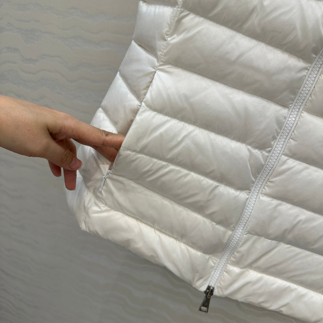 Mon 25fw down vest