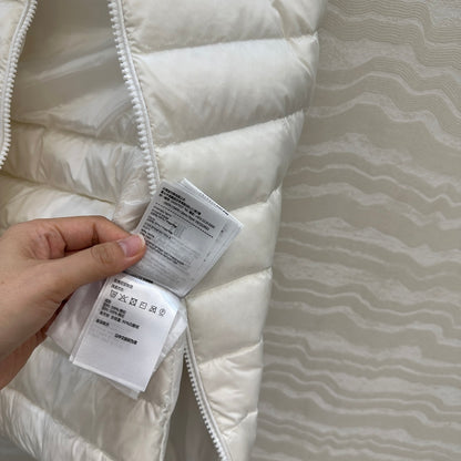 Mon 25fw down vest