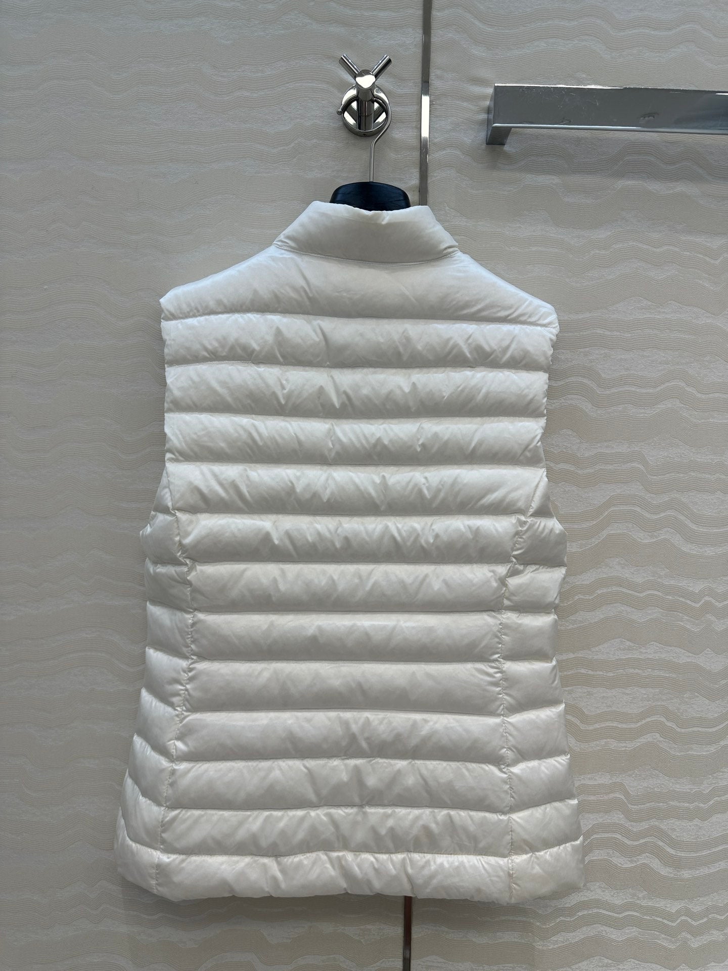Mon 25fw down vest