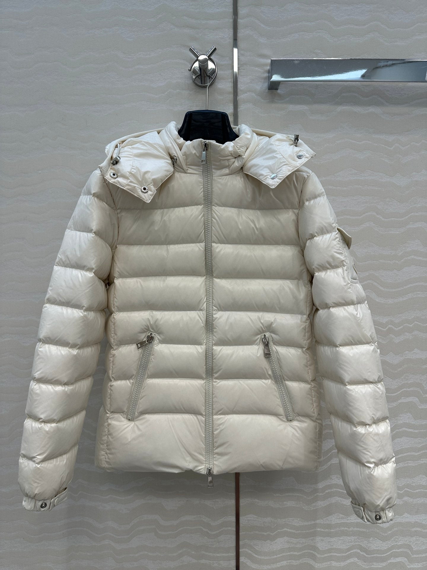 Mon 25fw down jacket