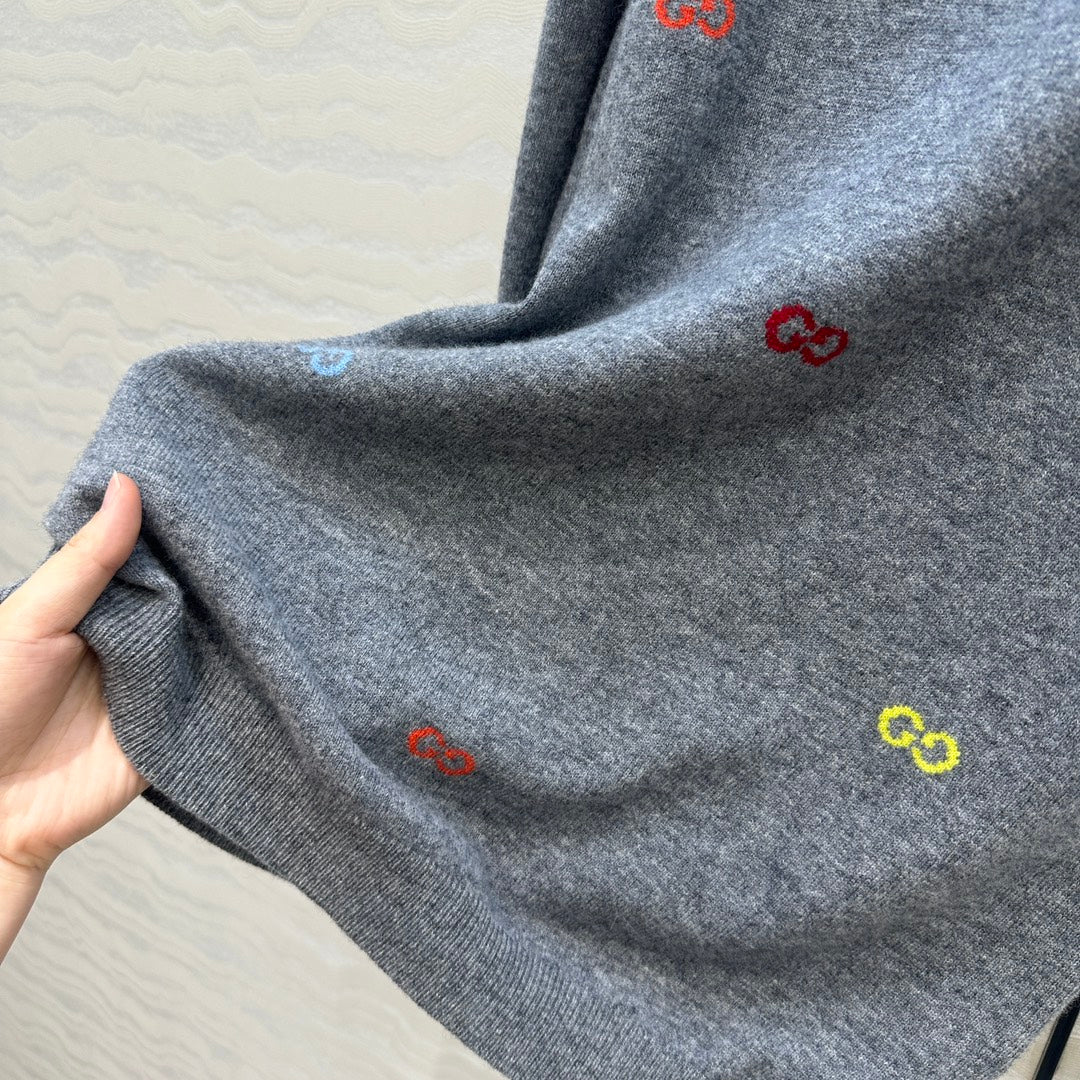 Guc 25fw cashmere sweater