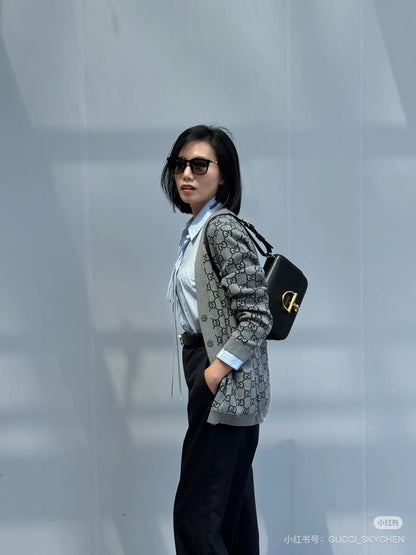 Guc 25fw reversible cardigan