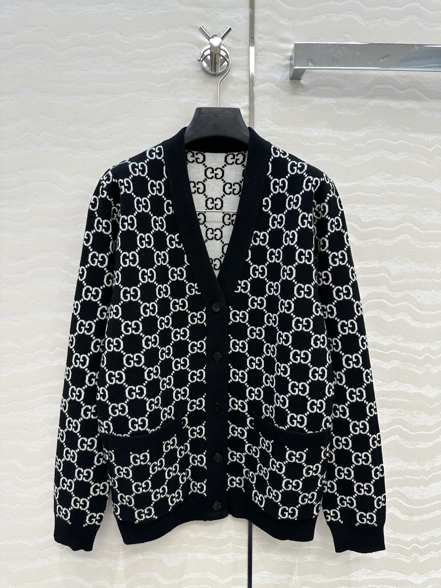 Guc 25fw jacquard cardigan