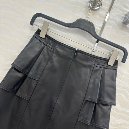 Louis 25fw leather skirt