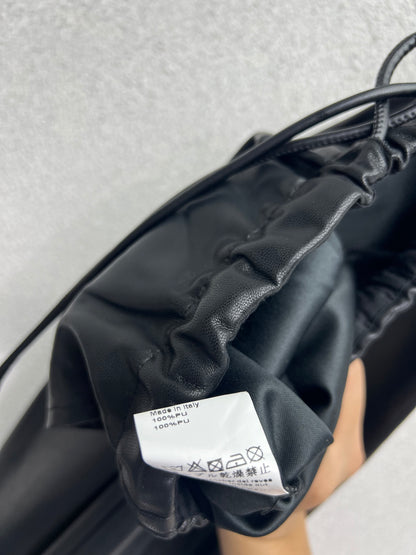 Loe 25fw leather pants