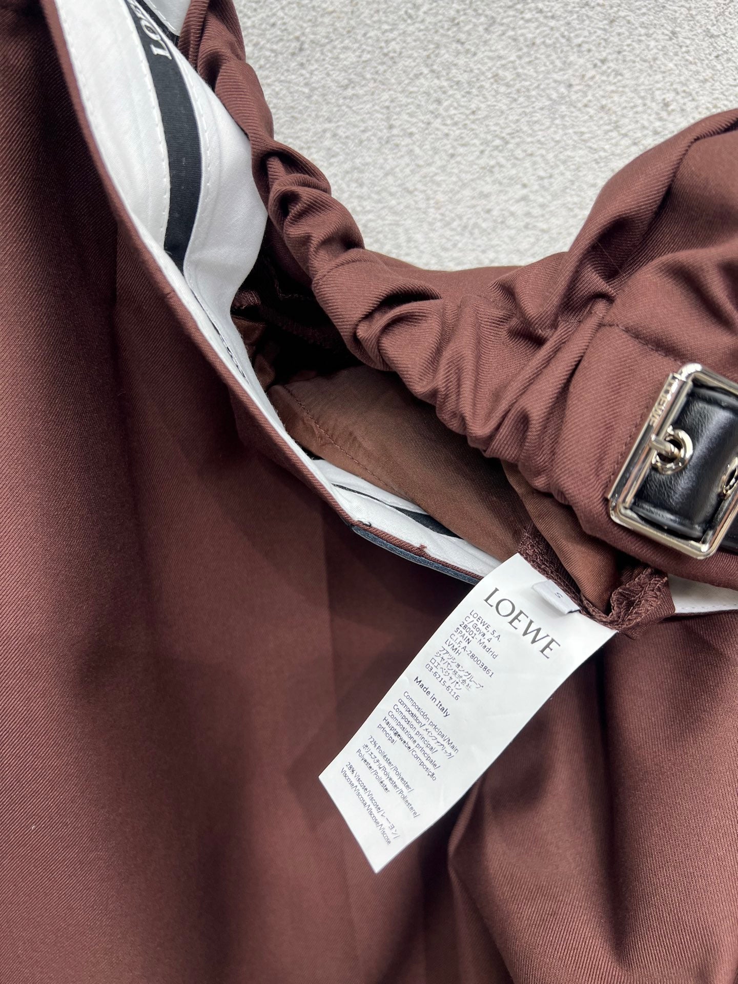 Loe 25fw all-match pants