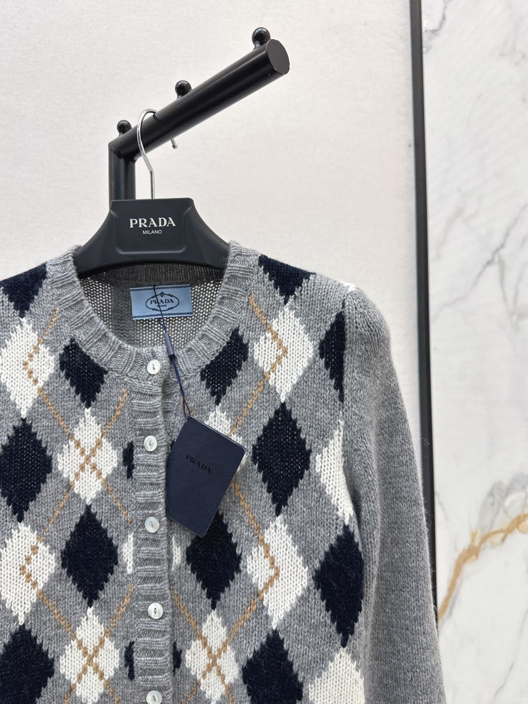 Pra 25fw knitted cardigan
