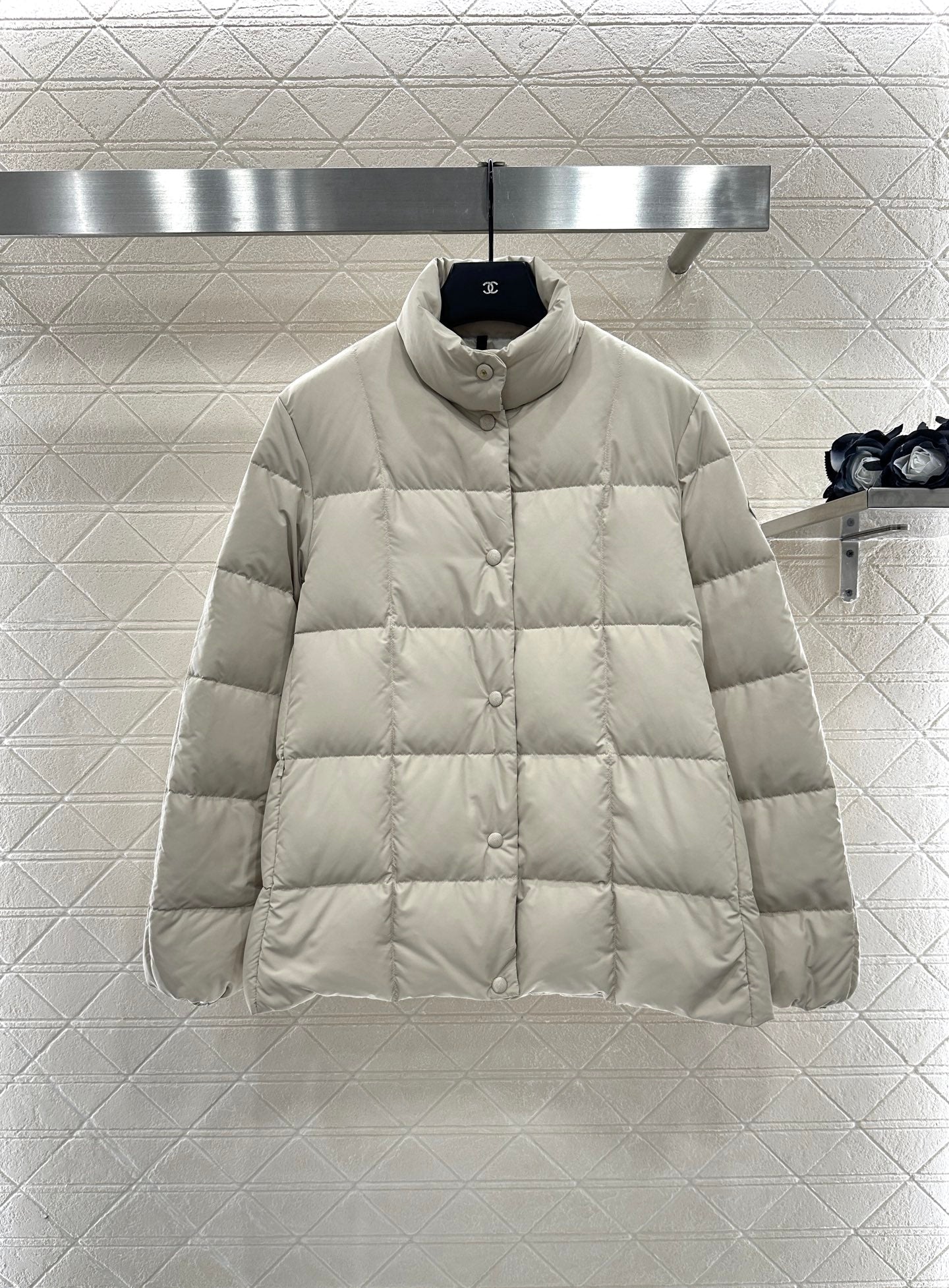 Mon 25fw down jacket