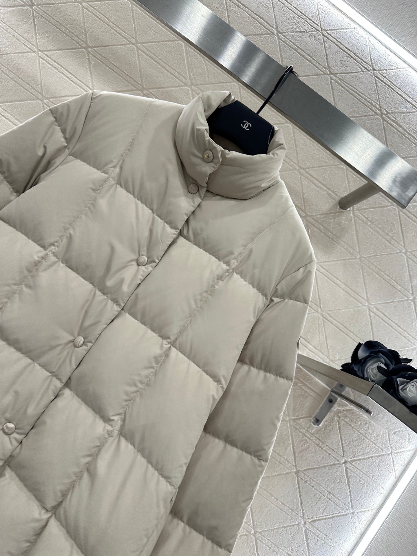 Mon 25fw down jacket
